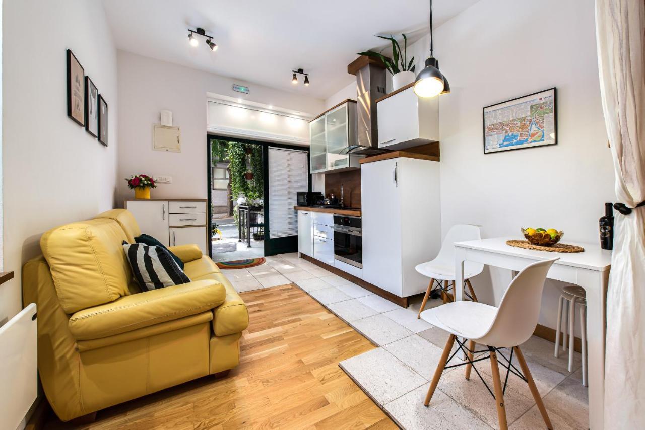 La Guardia Apartment With Free Private Parking Rijeka Exterior photo
